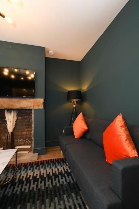 Cottage Style 3 Bedroom House - Close To City Centre & The Peaks Chesterfield Extérieur photo