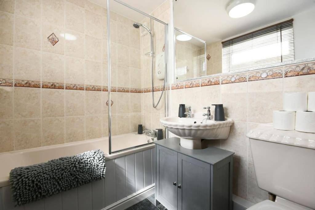 Cottage Style 3 Bedroom House - Close To City Centre & The Peaks Chesterfield Extérieur photo